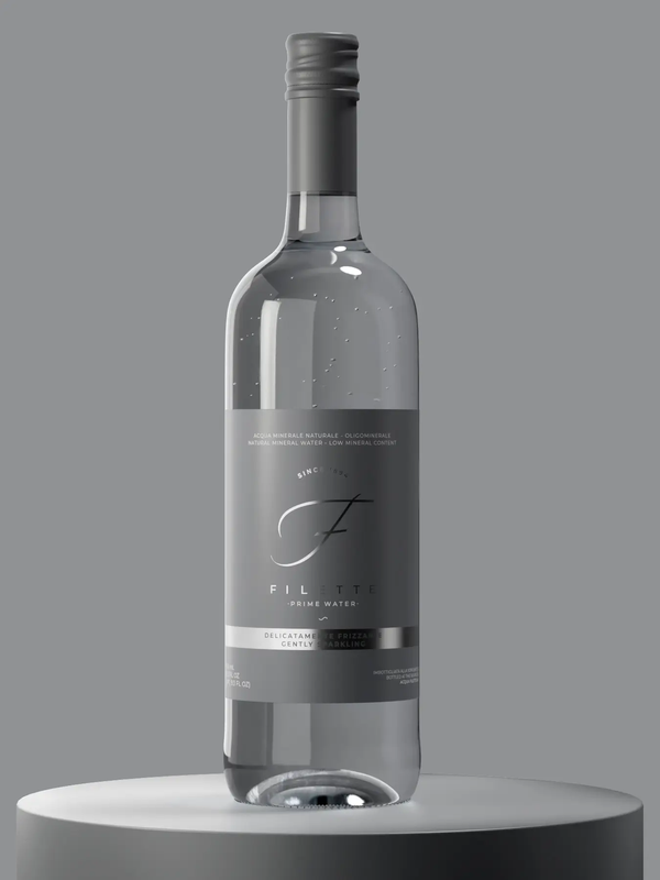 Acqua Filette La Bordolese légèrement pétillante 75 cl · verre